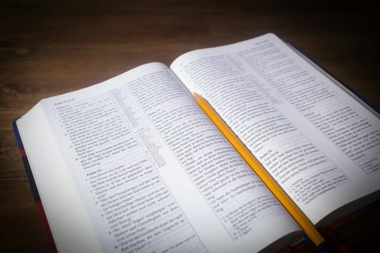 Studium biblijne: Kroczenie w prawości