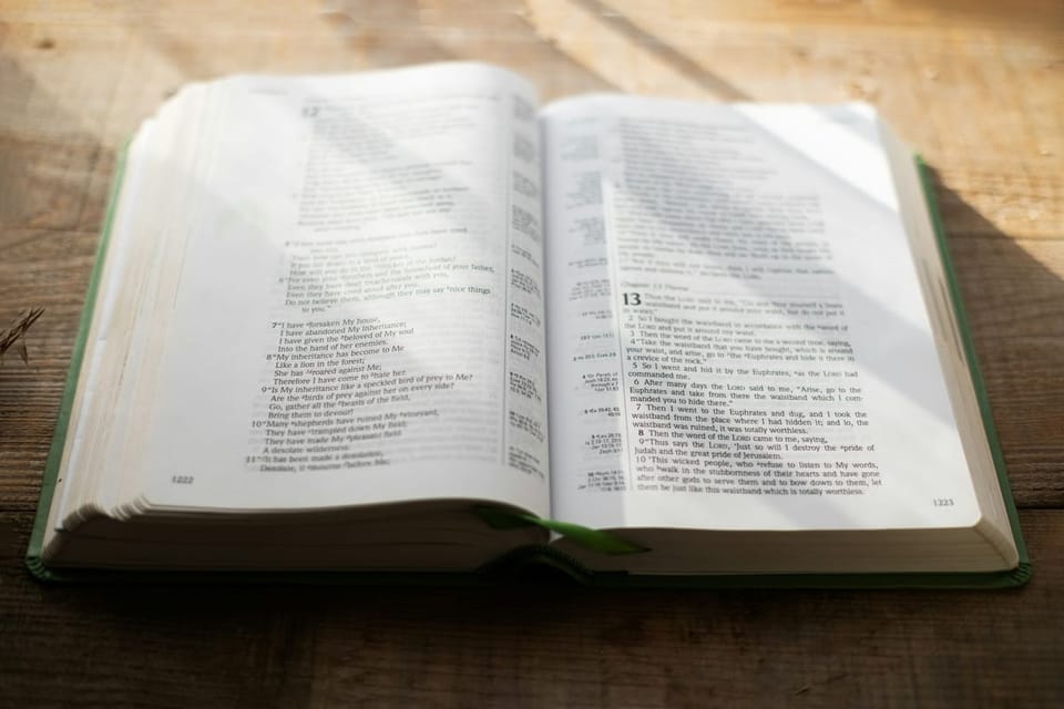 Studium Biblii: Żyj Słowem