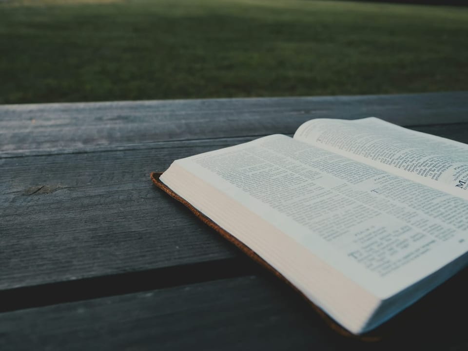 Studium Biblii: Fundament prawdziwej mądrości